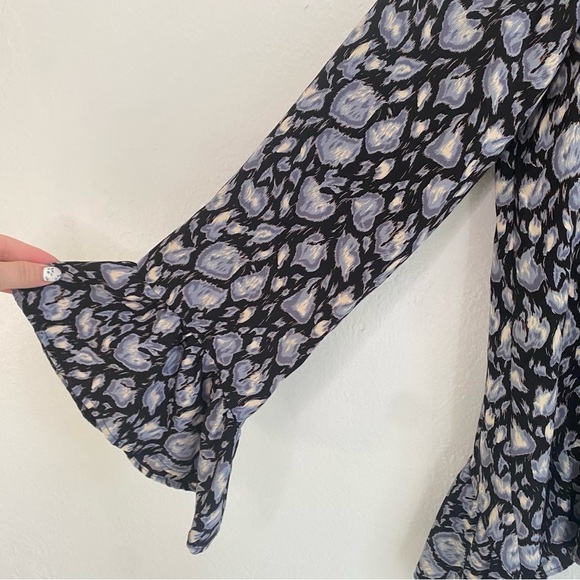 Harlowe & Graham Monochrome Patterned Blouse - Picture 3 of 5